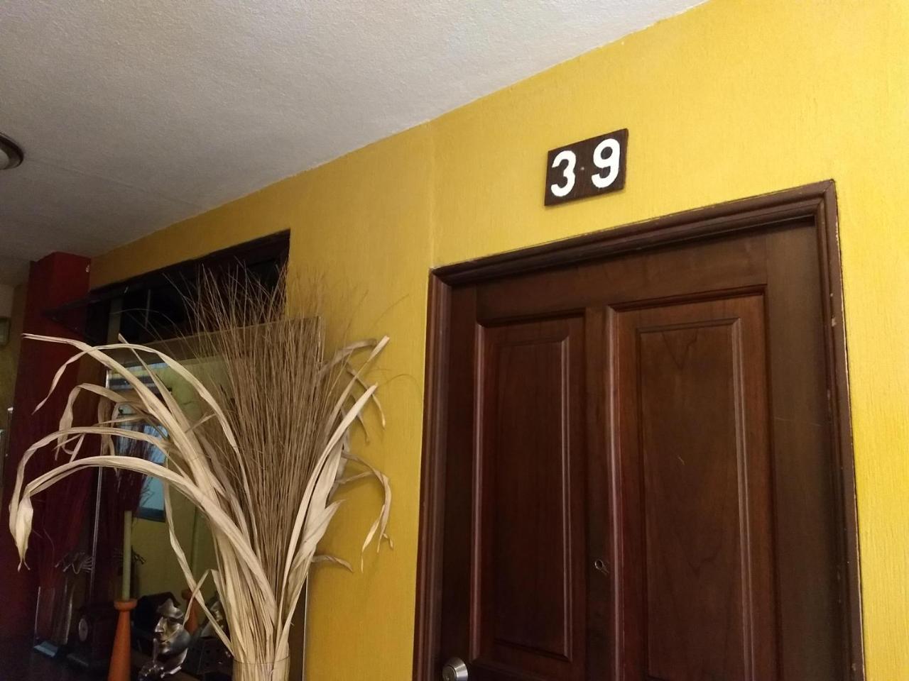 Give House Bed and Breakfast Γουατεμάλα Εξωτερικό φωτογραφία
