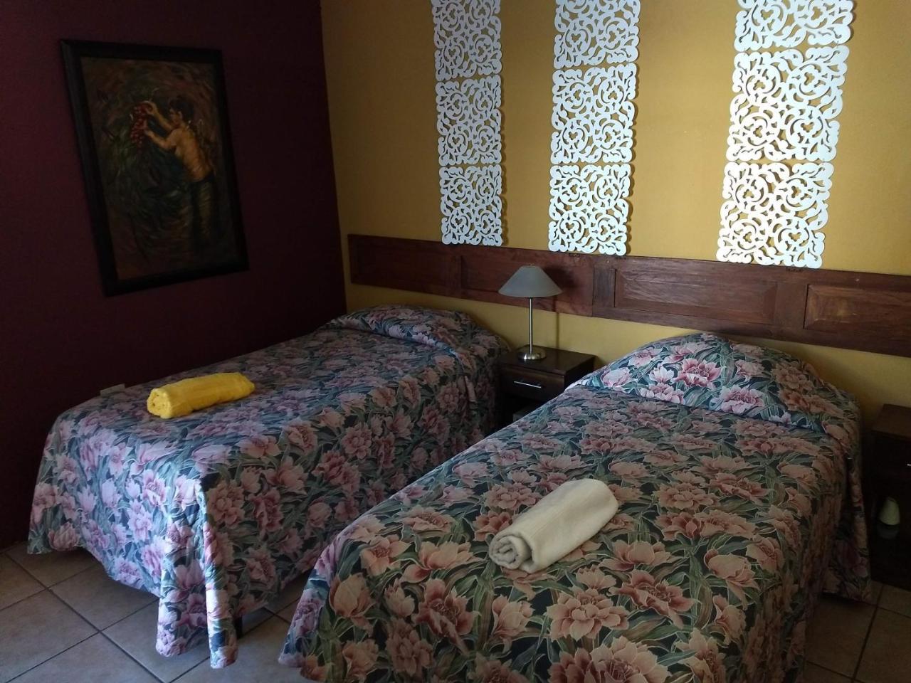 Give House Bed and Breakfast Γουατεμάλα Εξωτερικό φωτογραφία