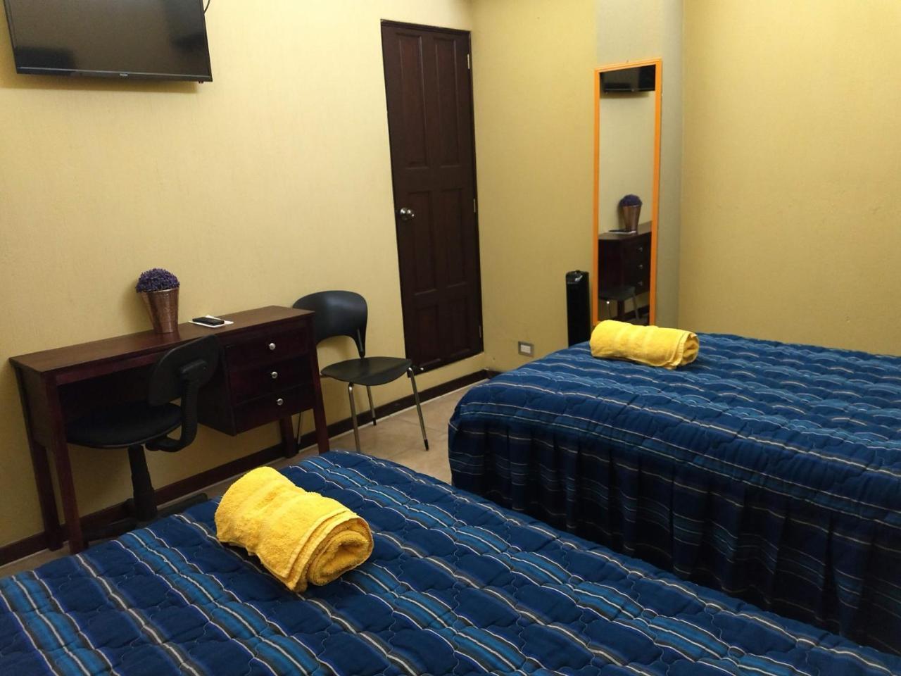 Give House Bed and Breakfast Γουατεμάλα Εξωτερικό φωτογραφία
