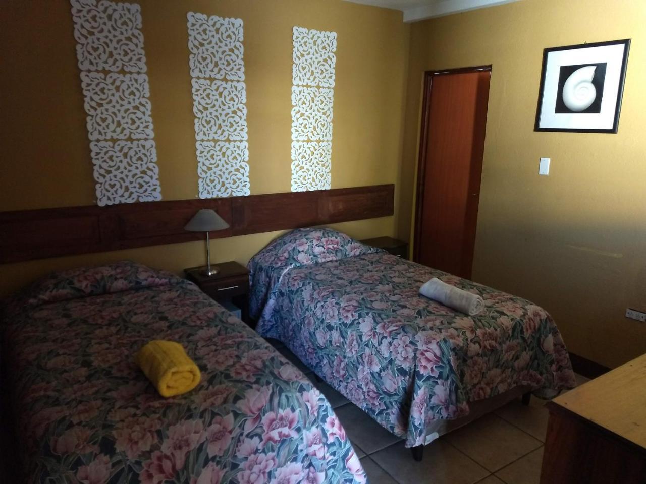 Give House Bed and Breakfast Γουατεμάλα Εξωτερικό φωτογραφία